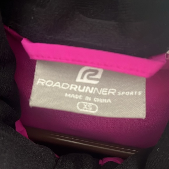 Road Runner Sports goretex jacket - Picture 2 of 8